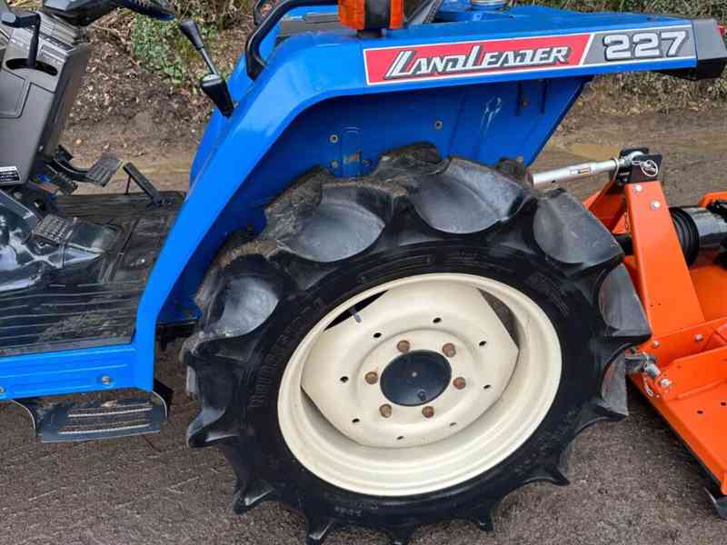 ISEKI TA227 4WD Dieselový traktor - foto 5