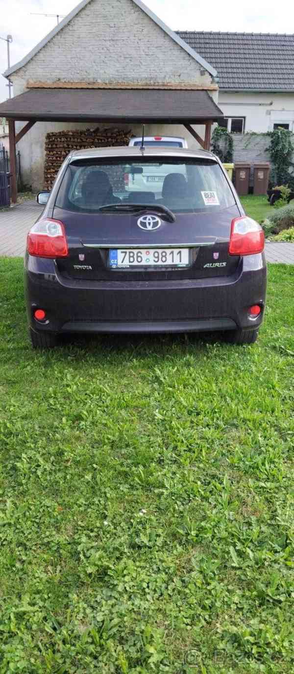 Toyota Auris 1,6   97kw benzín r.v. 2010 - foto 5