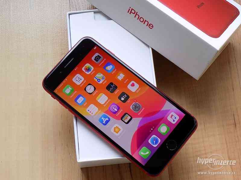 APPLE iPhone 8 PLUS 256GB Red - ZÁRUKA - TOP STAV - foto 3