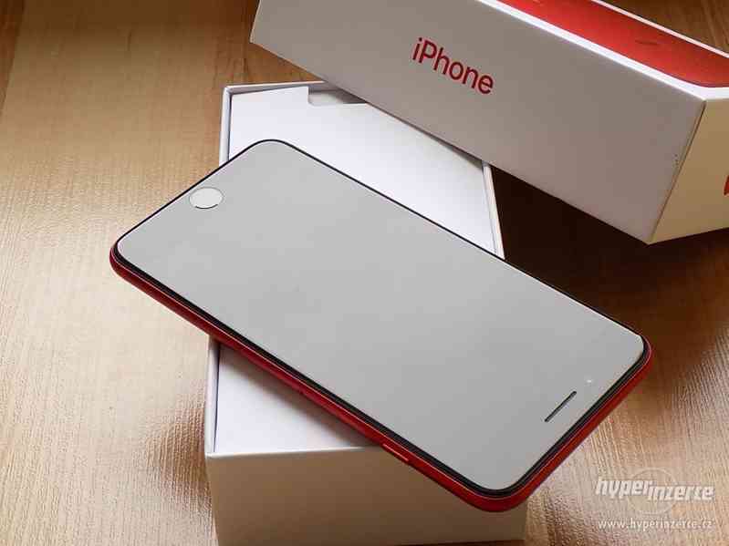 APPLE iPhone 8 PLUS 256GB Red - ZÁRUKA - TOP STAV - foto 5