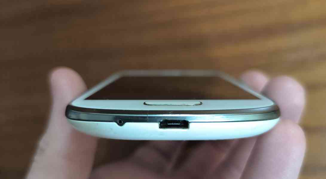 Samsung Galaxy S3 Mini, použitý - foto 3
