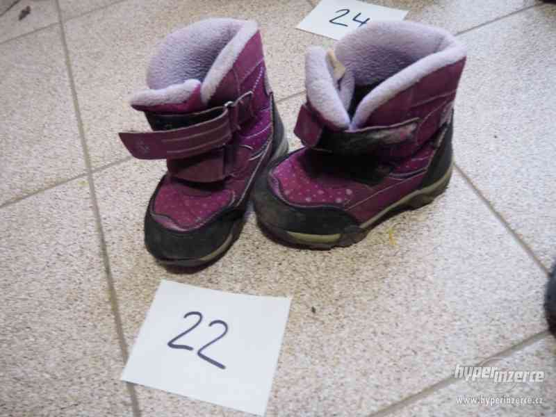 zimní boty vel. 22, fialové - foto 1