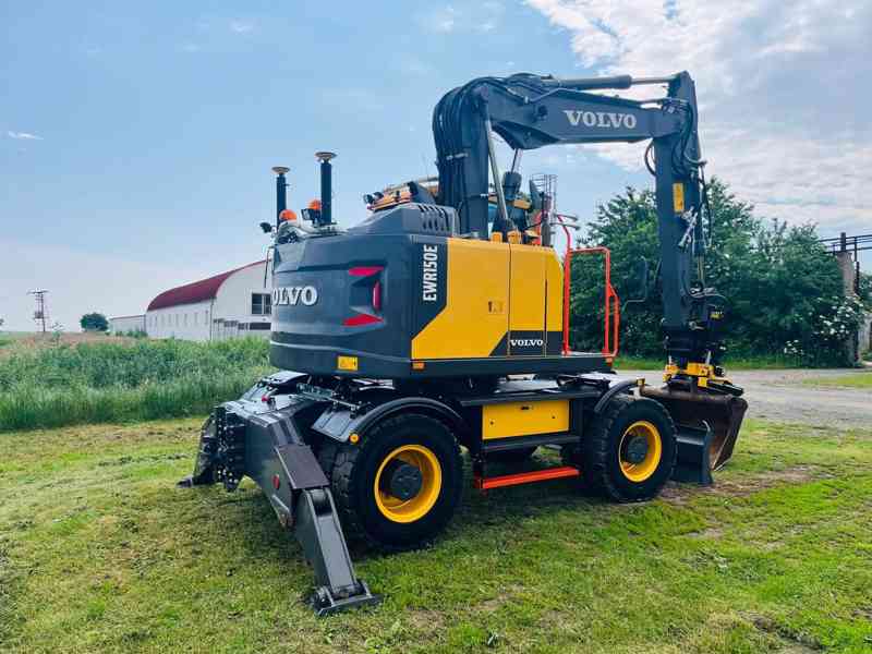 Kolové rypadlo Volvo EWR150E 3D (Možnost leasingu) - foto 4