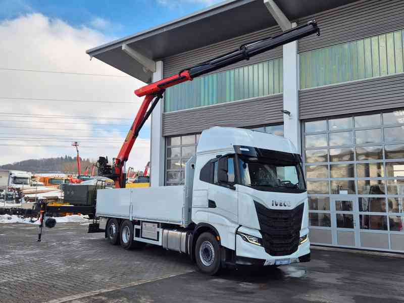 IVECO AS280X53Y/PS ON + valník + HR Palfinger - foto 2