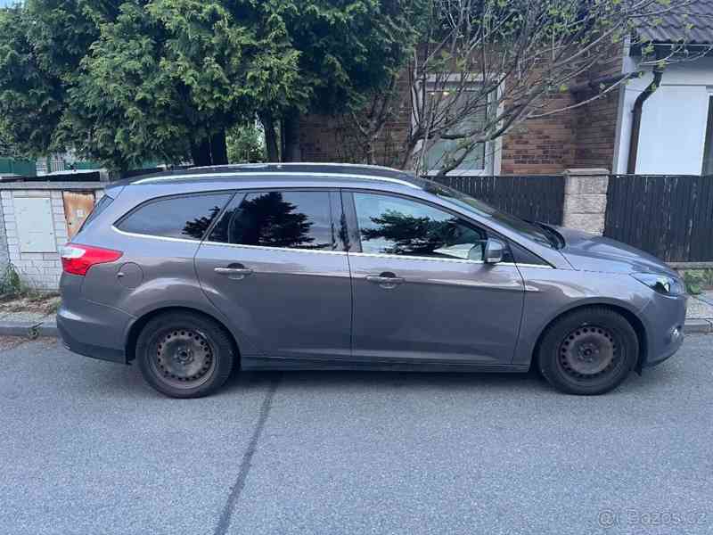 Ford Focus 1,6 - foto 4
