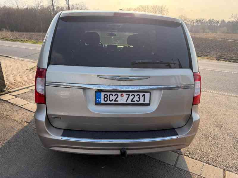 Chrysler Town Country 3,6 Pentastar DVD Kůže 2014 - foto 5