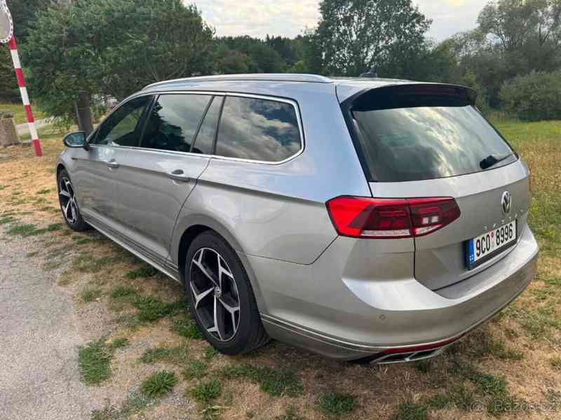 Volkswagen Passat Variant 2,0   TDI R-line - foto 4