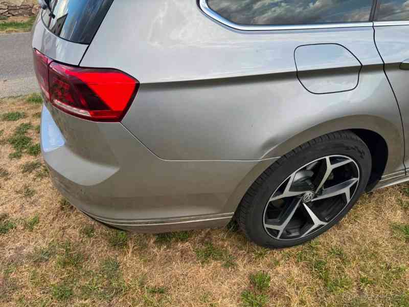Volkswagen Passat Variant 2,0   TDI R-line - foto 6