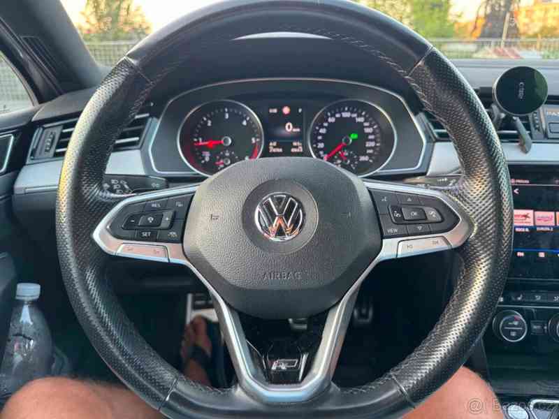 Volkswagen Passat Variant 2,0   TDI R-line - foto 9