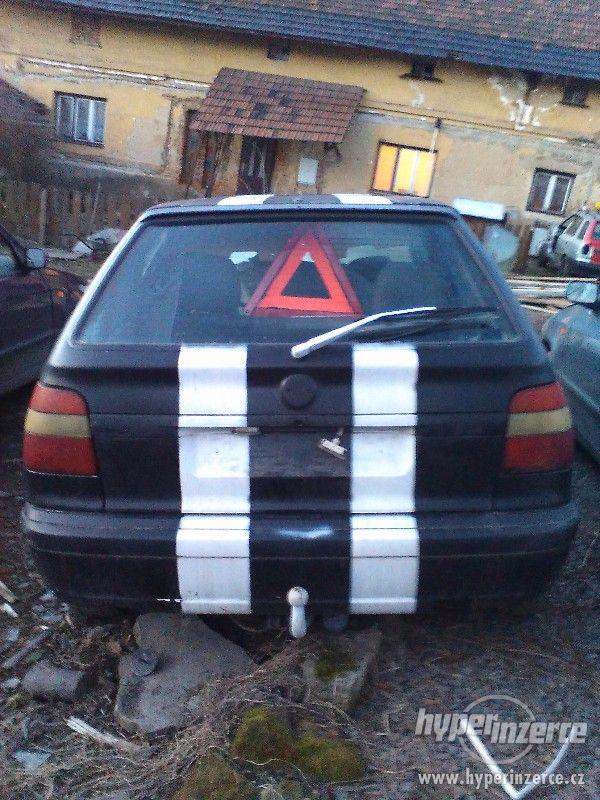 5. Dveře na škoda Felicie, bez Koroze, volejte 732 507 324