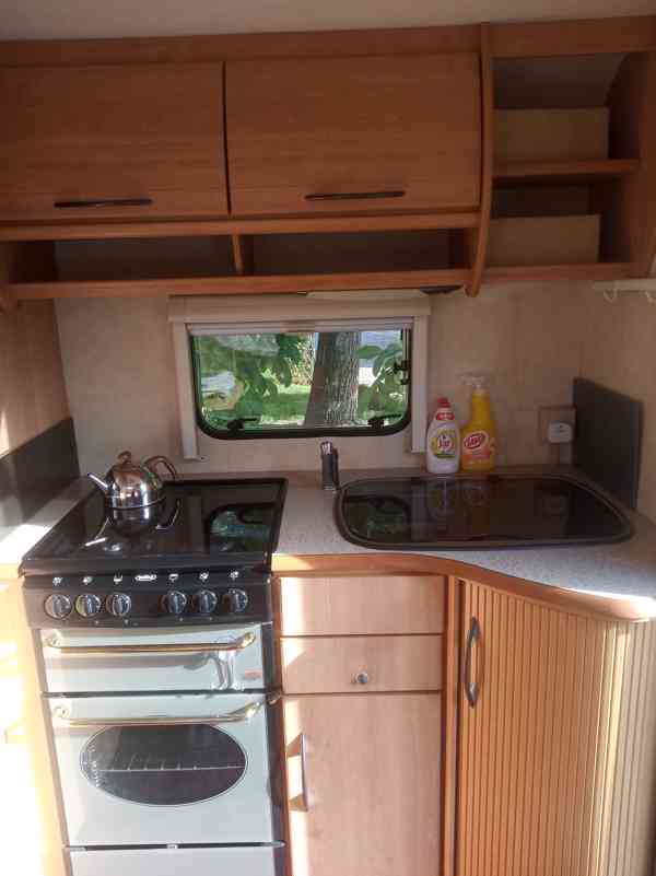 prodám karavan  - foto 1