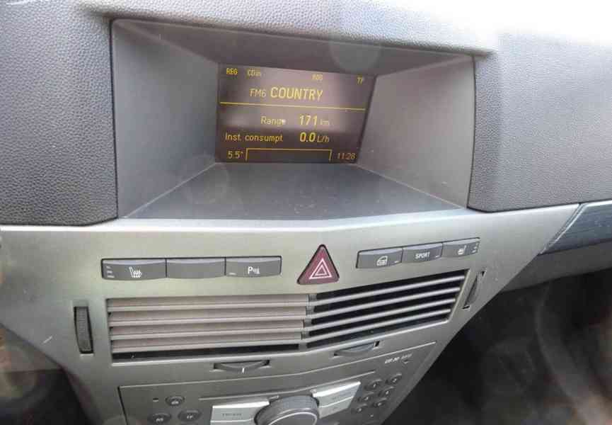 Opel Astra 1.8i Combi r.v.2005 (92 kw) - foto 8