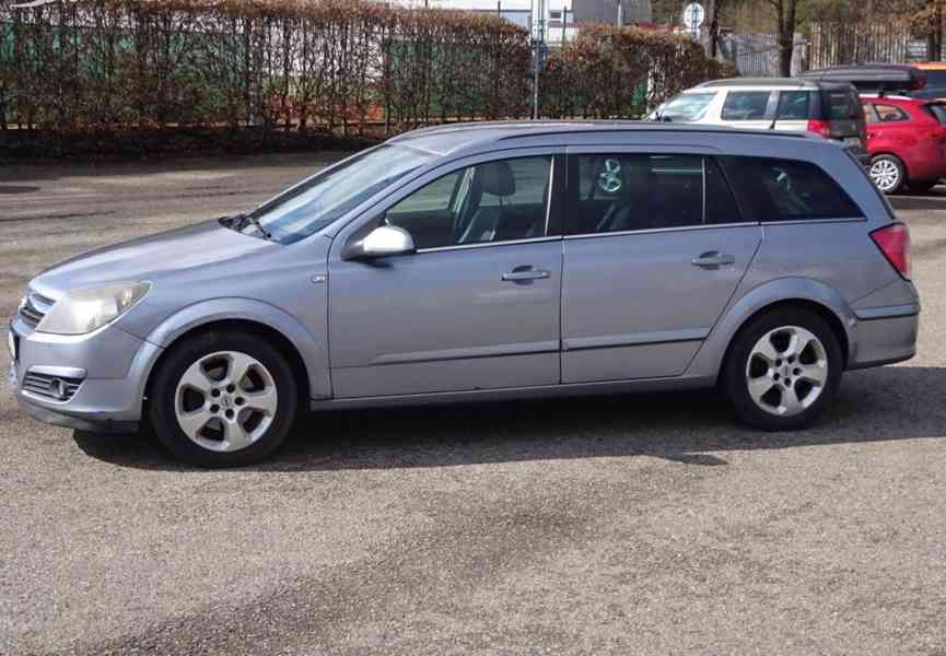 Opel Astra 1.8i Combi r.v.2005 (92 kw) - foto 3