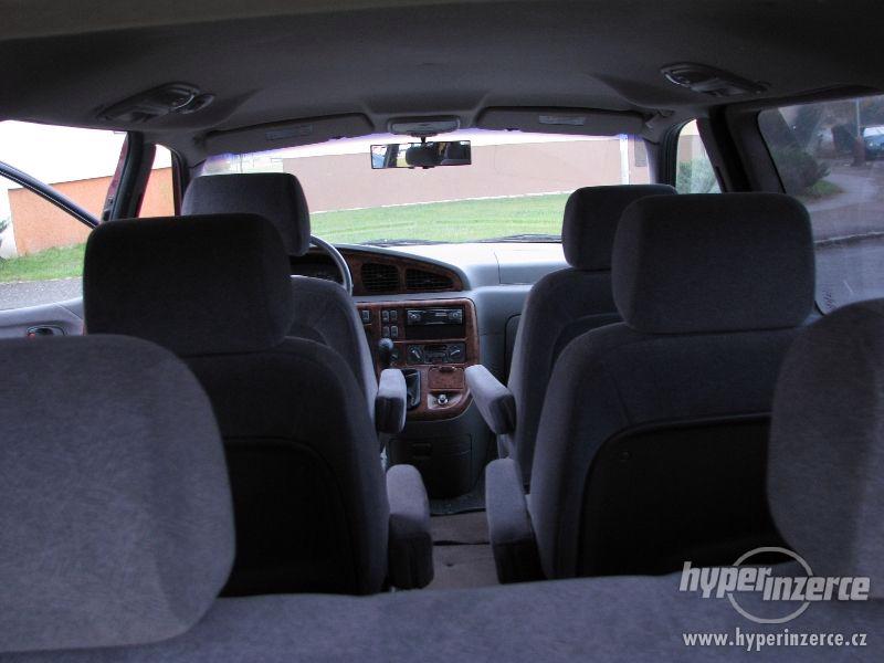 Kia Carnival 2.9 ,2001 - foto 6