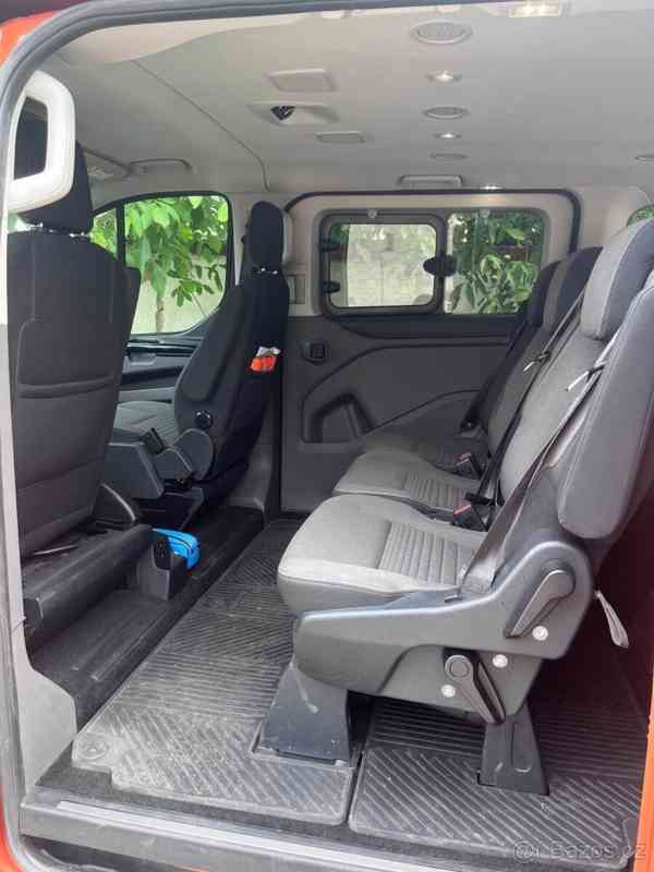 Ford Tourneo Custom 2,0 - foto 14