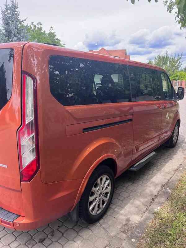 Ford Tourneo Custom 2,0 - foto 5