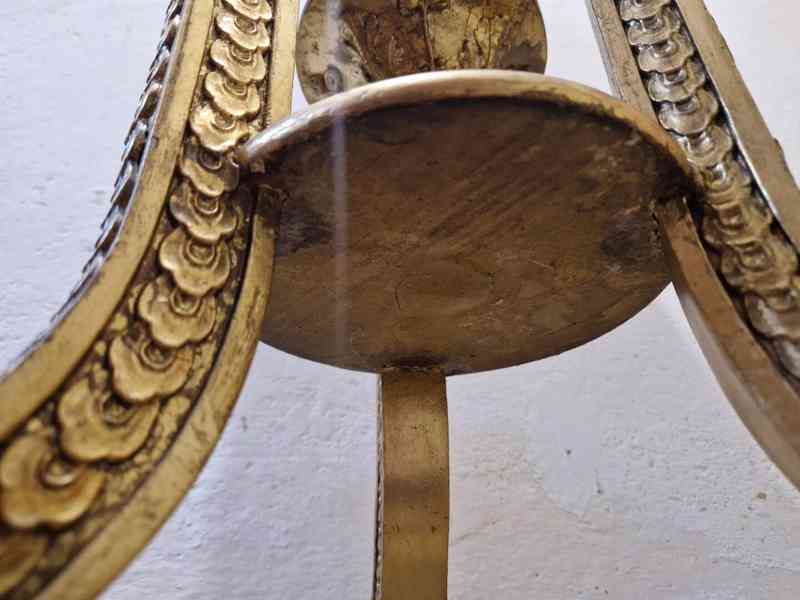 Luxusní klasicistní bohatě zdobený Sloup Podstavec - foto 11