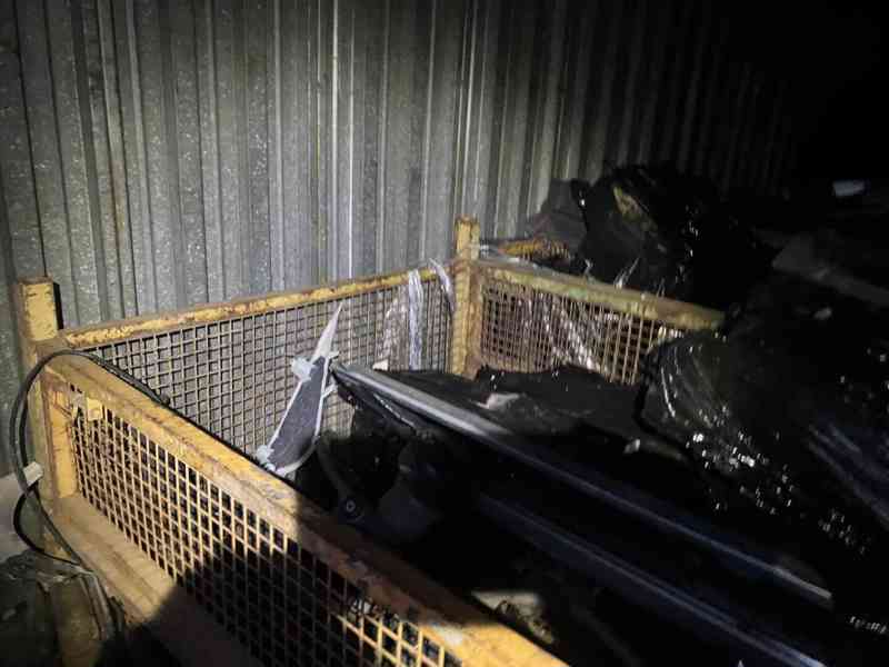 GITTERBOXY Daimler DC 2036 8 KUSU  - foto 3