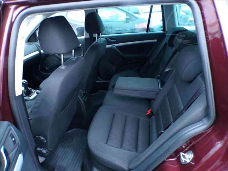 Škoda Octavia 1,2 TSI DIGI.KLIMA - foto 9