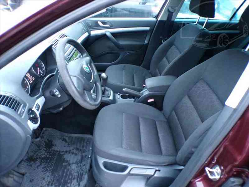 Škoda Octavia 1,2 TSI DIGI.KLIMA - foto 8