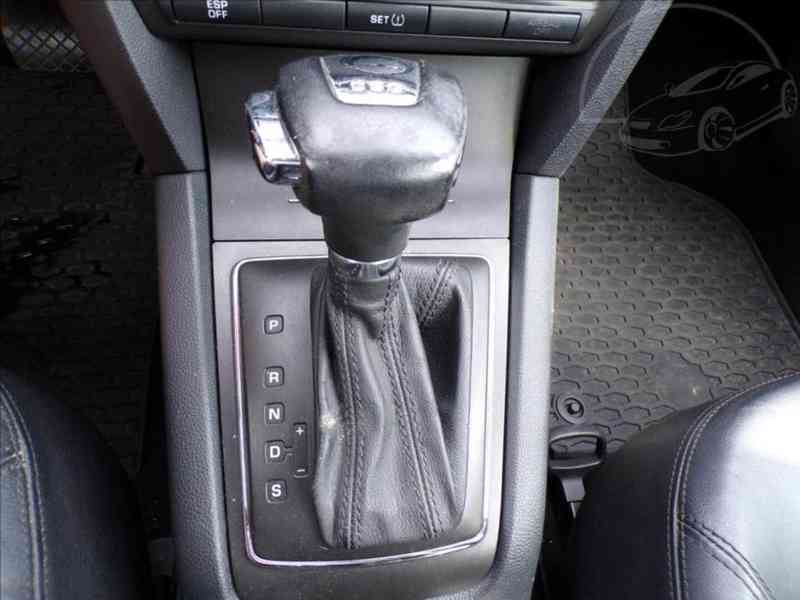 Škoda Octavia 2,0 TDI-103KW DSG,NAVI,XENONY - foto 8