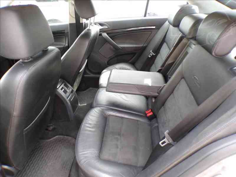 Škoda Octavia 2,0 TDI-103KW DSG,NAVI,XENONY - foto 10