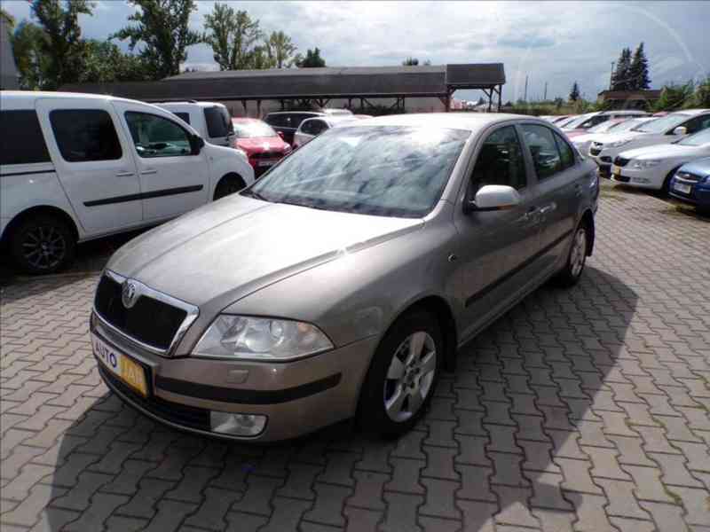 Škoda Octavia 2,0 TDI-103KW DSG,NAVI,XENONY - foto 2