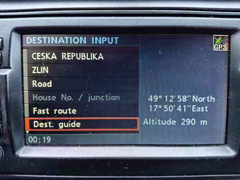 BMW Řada 3 325 xDrive 141kW Výhřev/Navi - foto 26