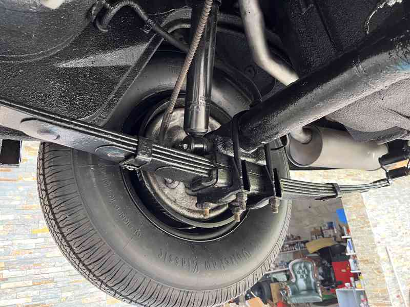 Ford Thunderbird r.v. 1966 - foto 29