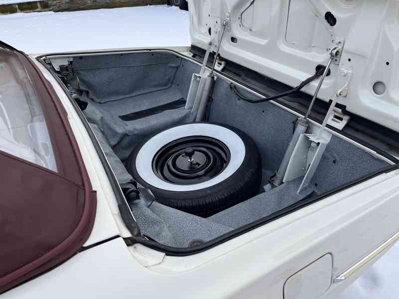 Ford Thunderbird r.v. 1966 - foto 6