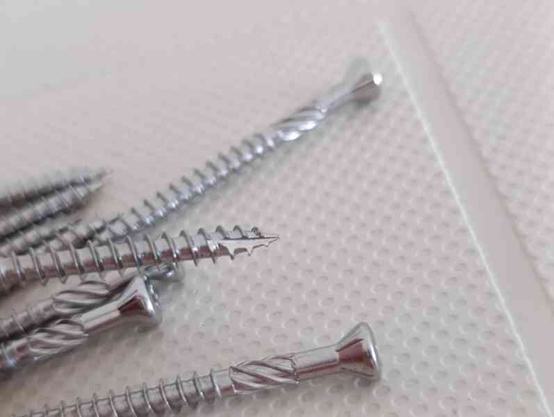 Terasové nerezové vruty, C 2, rozměr 4,5x50 TORX, 200ks+bit - foto 4