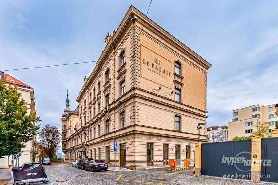 Pronájem bytu 1kk v Rezidenci Zvonařka, sklep, parkovací místo - foto 1