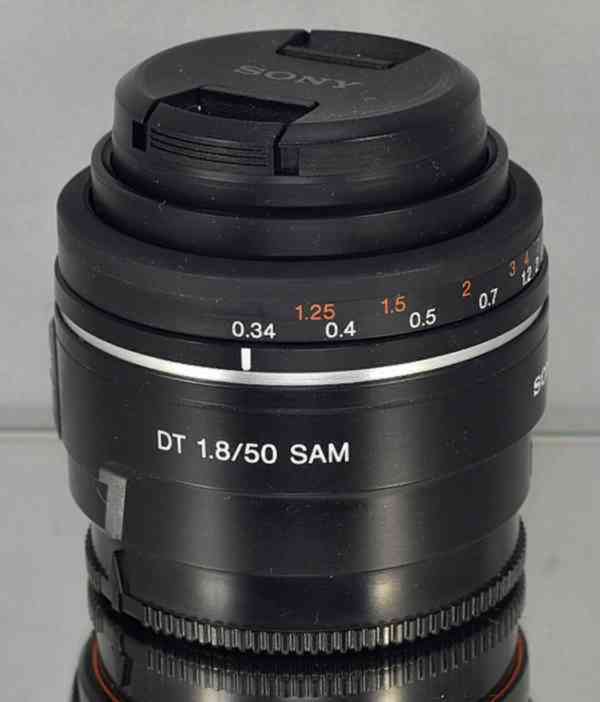 Sony DT 50mm f/1,8 SAM **APS-C*Pevný*50mm - foto 7