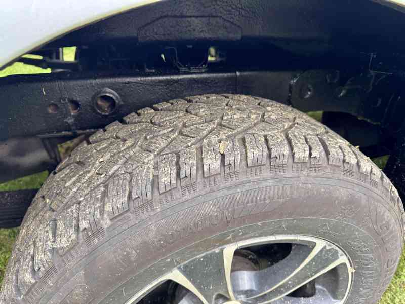 Nissan Navara 3.0 V6 2010 - foto 3