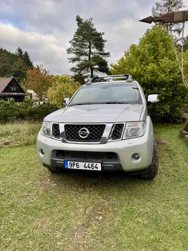 Nissan Navara 3.0 V6 2010 - foto 2