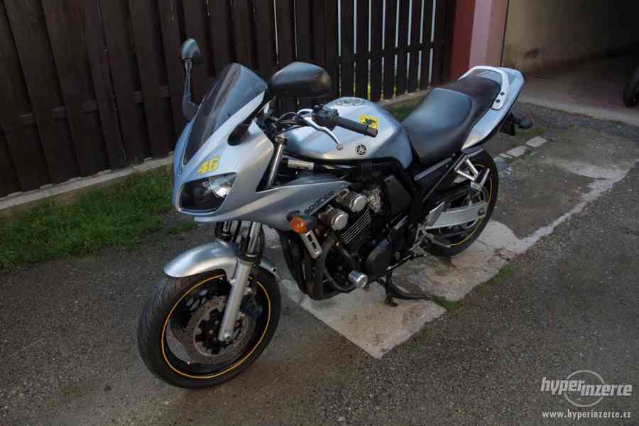 Yamaha FZS 600 Fazer - foto 3
