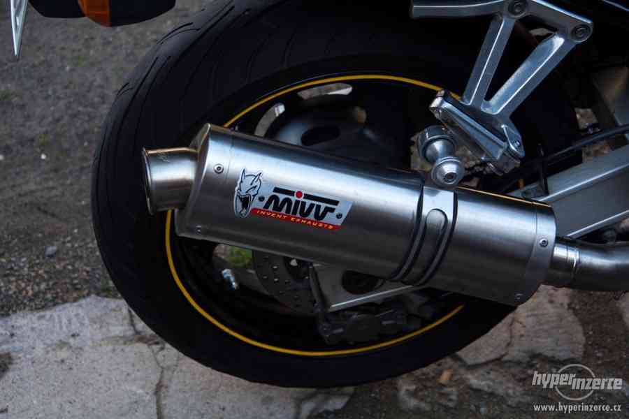 Yamaha FZS 600 Fazer - foto 6