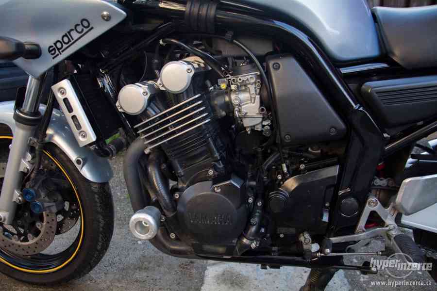 Yamaha FZS 600 Fazer - foto 10