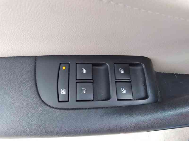 OPEL ZAFIRA TOURER 2.0 CDTI AT, ČR, 1.MAJITEL, 7 MÍST - foto 37
