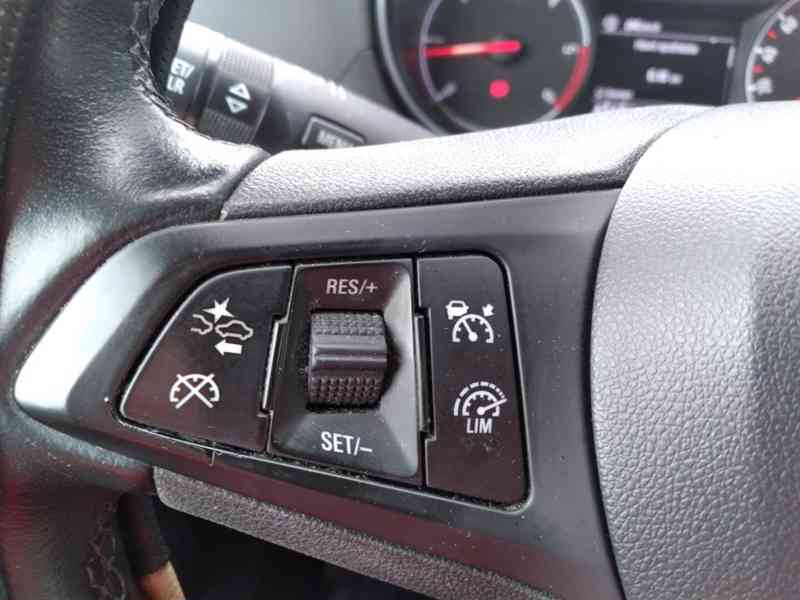 OPEL ZAFIRA TOURER 2.0 CDTI AT, ČR, 1.MAJITEL, 7 MÍST - foto 23
