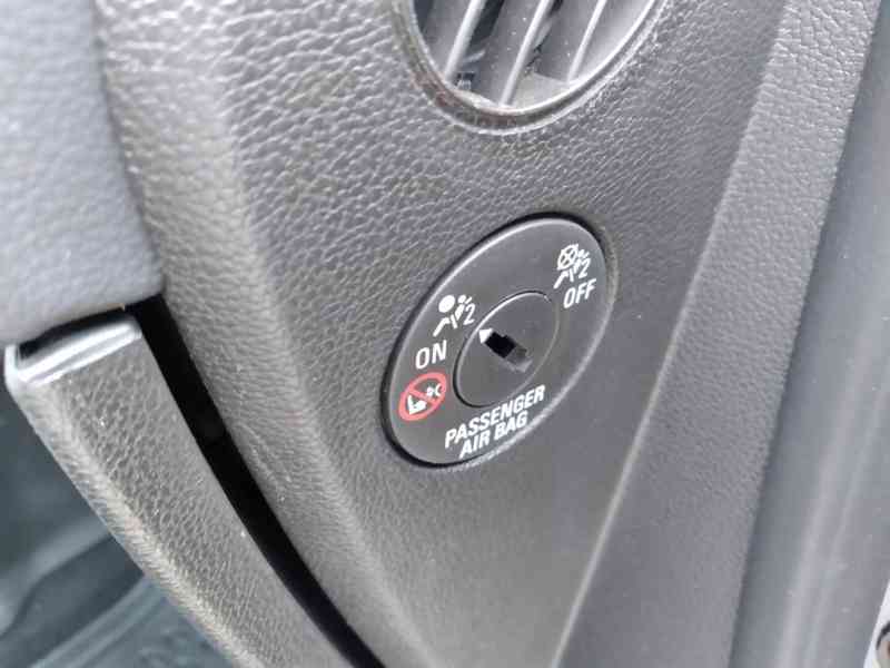 OPEL ZAFIRA TOURER 2.0 CDTI AT, ČR, 1.MAJITEL, 7 MÍST - foto 36