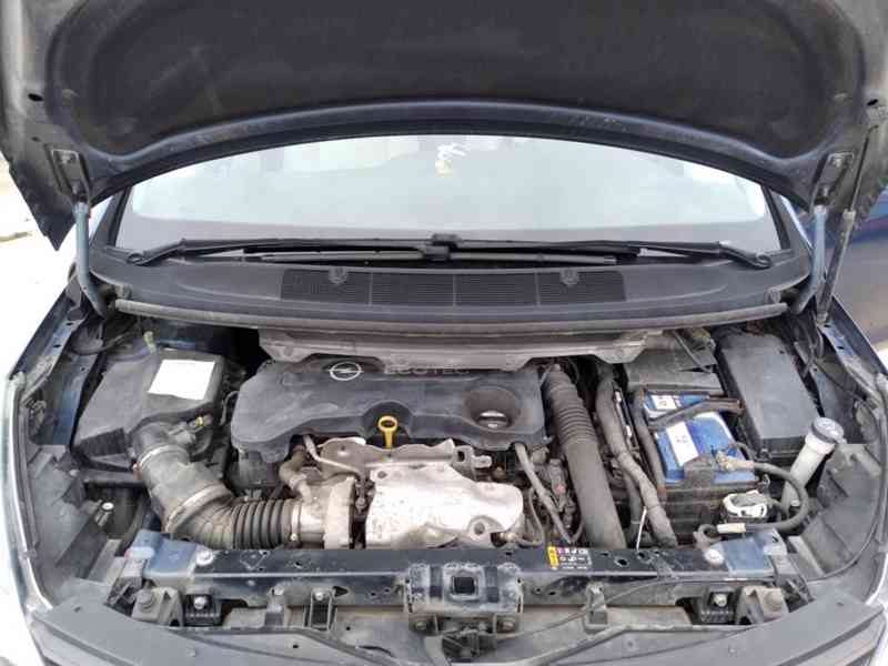 OPEL ZAFIRA TOURER 2.0 CDTI AT, ČR, 1.MAJITEL, 7 MÍST - foto 45