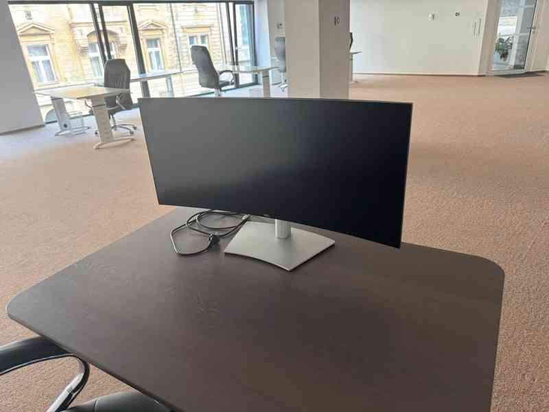 Dell Ultra Sharp 49 Curved Monitor