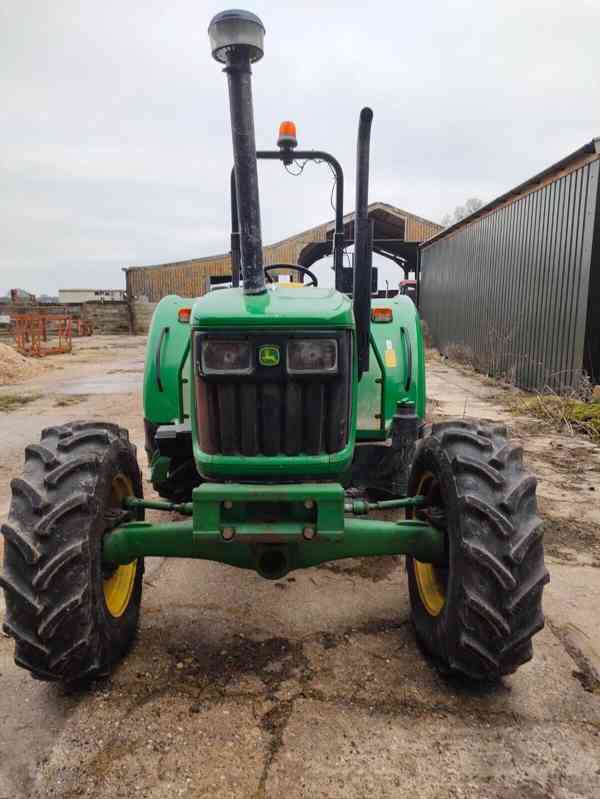  Traktor John Deere EE0V/50J - foto 4