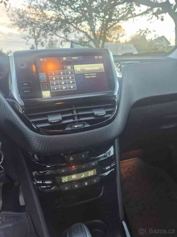 Peugeot 2008 1,6 - foto 3