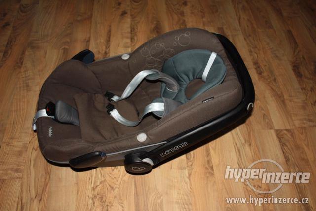 Maxi cosi pebble outlet 2011