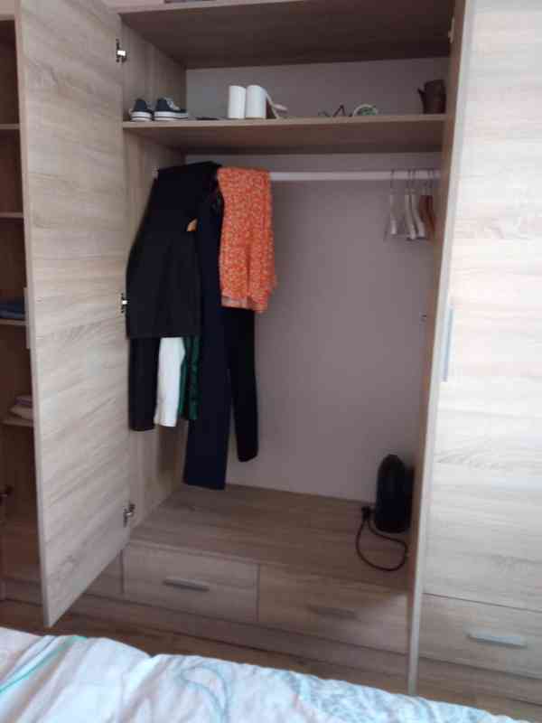 Nábytek - foto 3