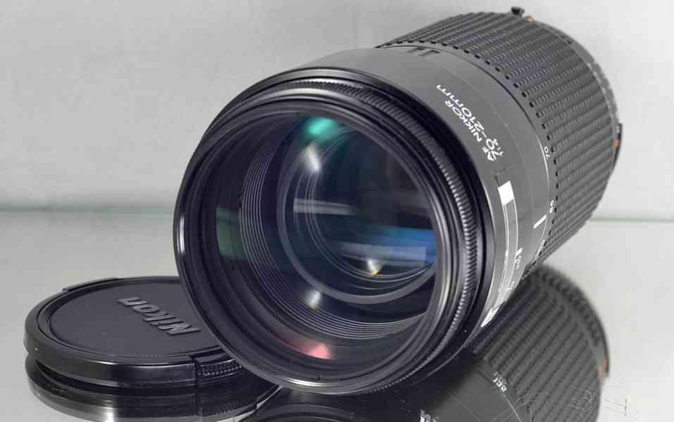Nikon AF Nikkor 70-210mm 1:4 **full-frame formát  - foto 4