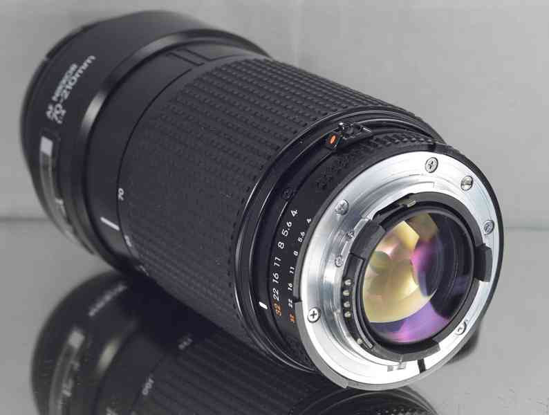 Nikon AF Nikkor 70-210mm 1:4 **full-frame formát  - foto 5