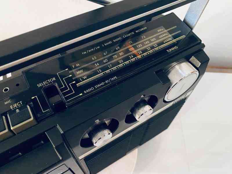 Radiomagnetofon JVC RC-222LE, rok 1978 - foto 10